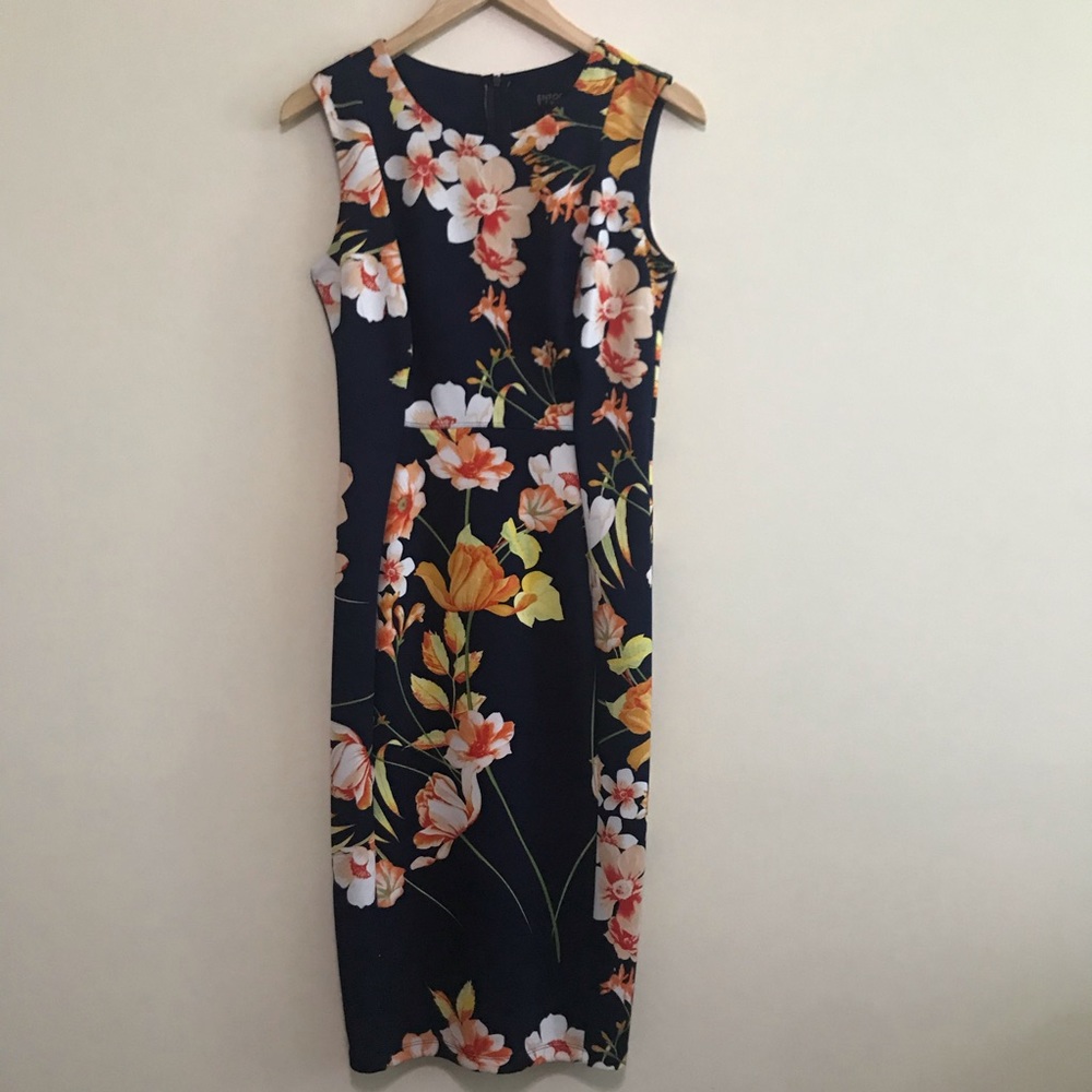 WORN ONCE☝🏼LIKE 🆕 Dress Floral Midi👗